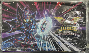 遊戯王 公式 YCS JUDGE マジシャン・オブ・カオス プレイマット 北米版 予約
