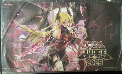 遊戯王 公式 JUDGE 2025 紅涙の魔ラクリモーサ プレイマット 北米版 予約