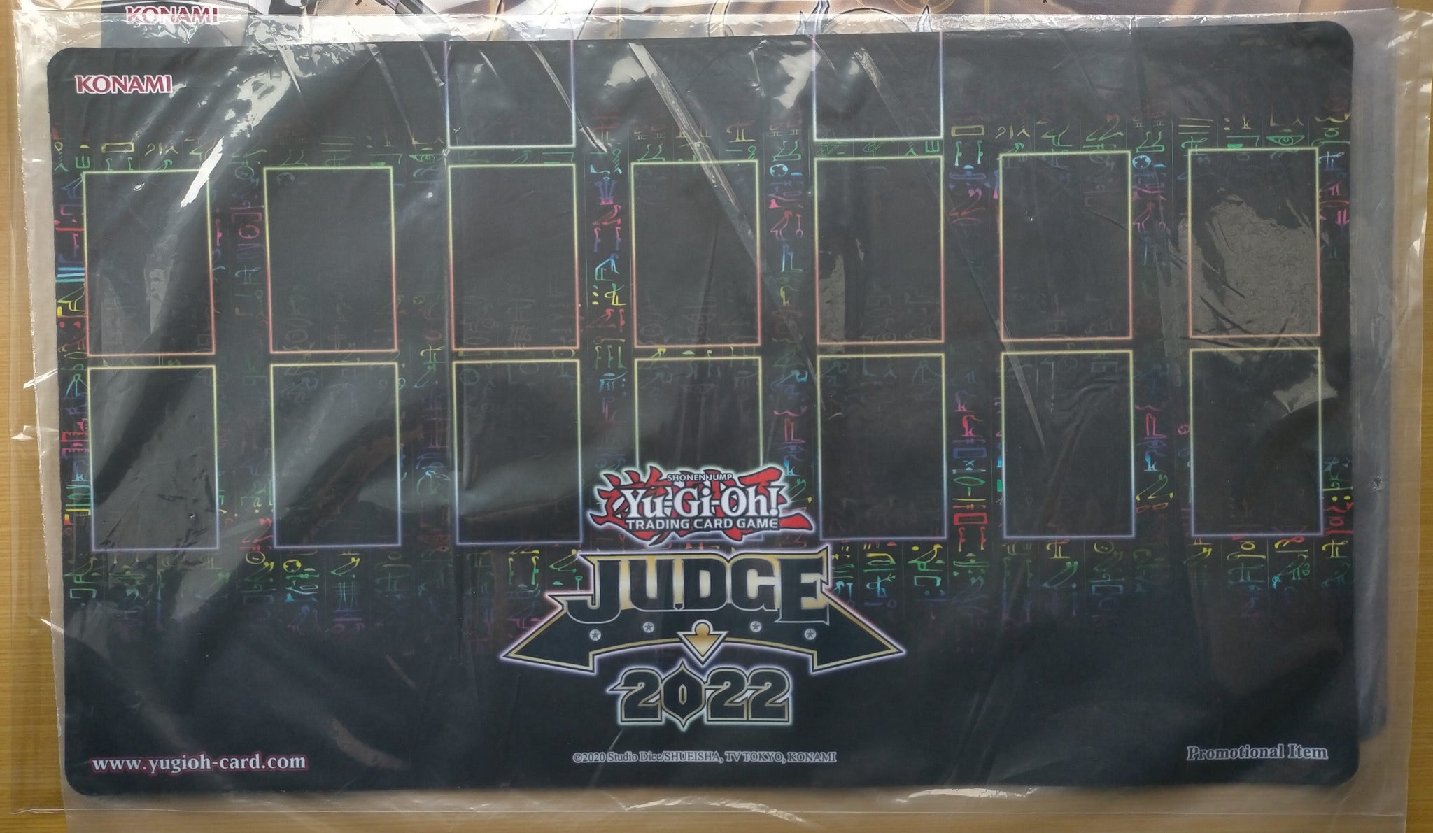 遊戯王 公式 JUDGE 2022 プレイマット + スリーブ 未開封 – トレカ屋 遊戯王 公式 JUDGE 2022 プレイマット + スリーブ 未開封 – トレカ屋